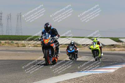 media/Jul-22-2022-TrackDaz (Fri) [[ca4971259a]]/Group B/130pm (Wheelie Bump)/